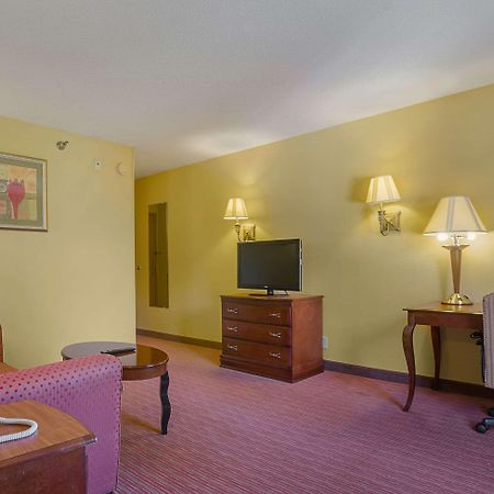 Surestay Plus Hotel By Best Western Durham Medical Center Ngoại thất bức ảnh