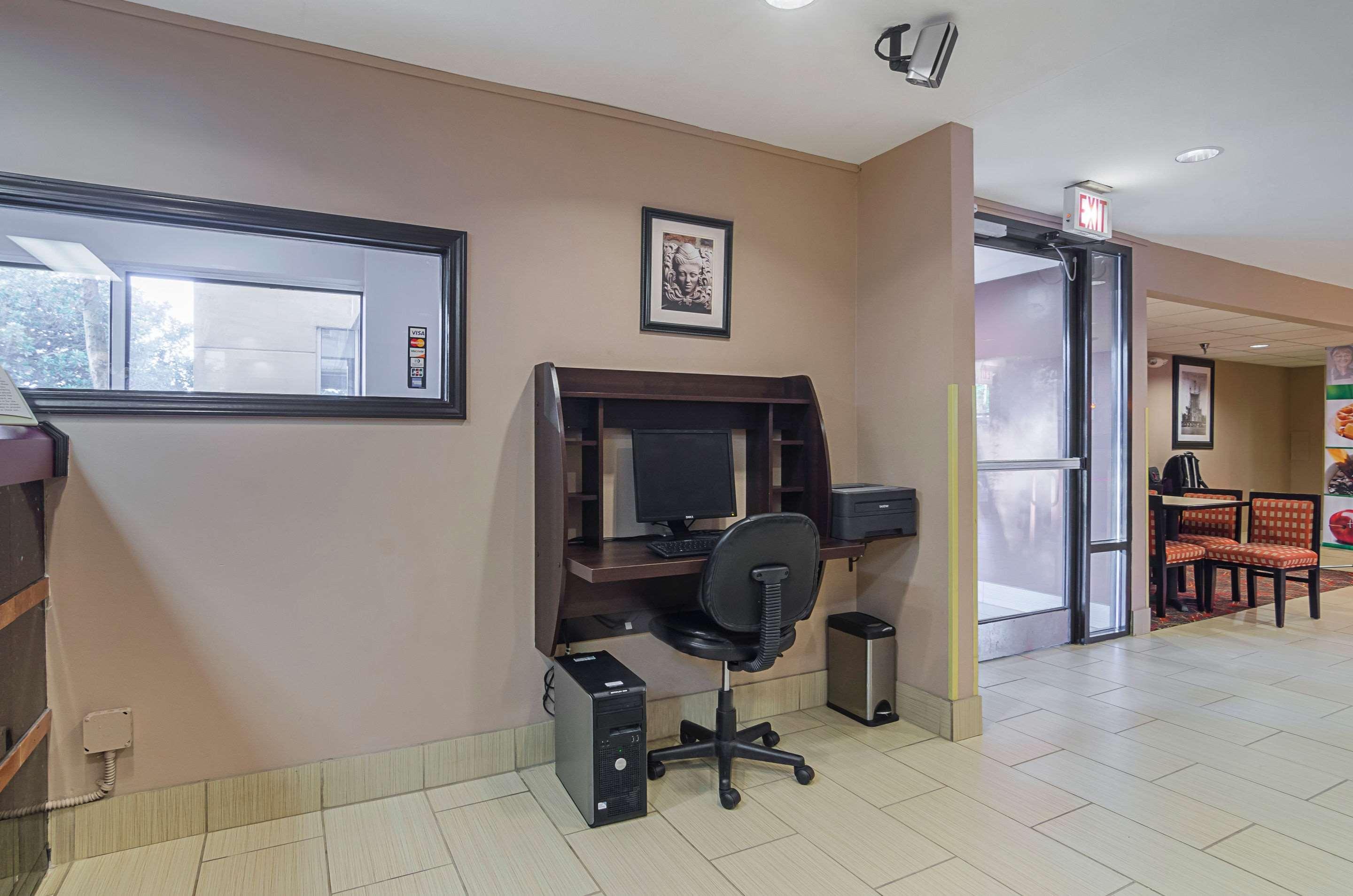Surestay Plus Hotel By Best Western Durham Medical Center Ngoại thất bức ảnh