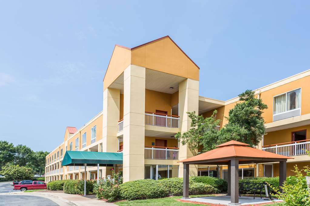 Surestay Plus Hotel By Best Western Durham Medical Center Ngoại thất bức ảnh